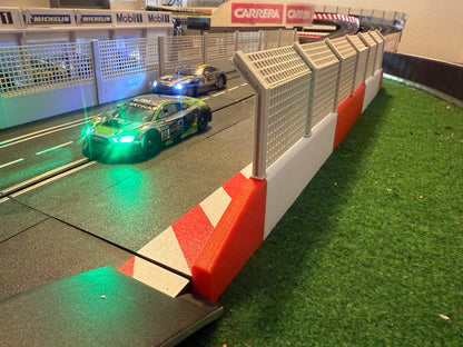 Boxenmauer / Fangzaun für die Rennbahn  Carrera Digital ca. 98cm...neues Modell !!
