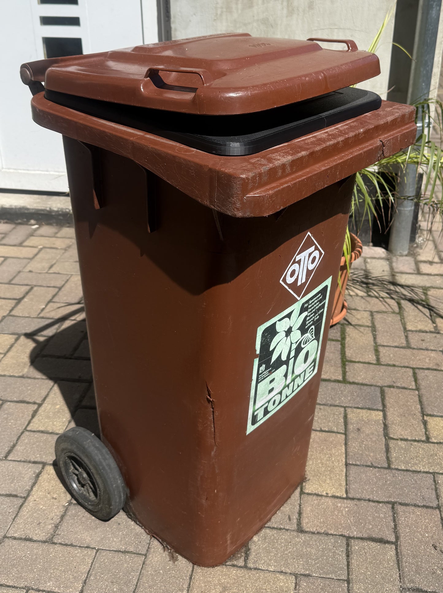 Madenschutz für die 120L Biotonne
