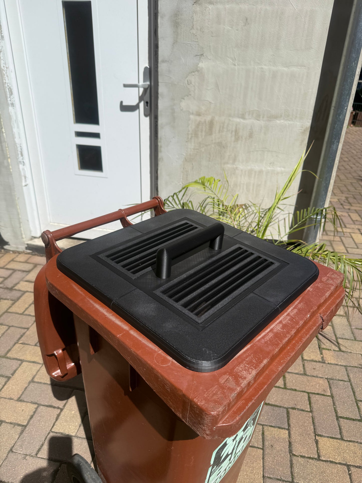 Madenschutz für die 120L Biotonne