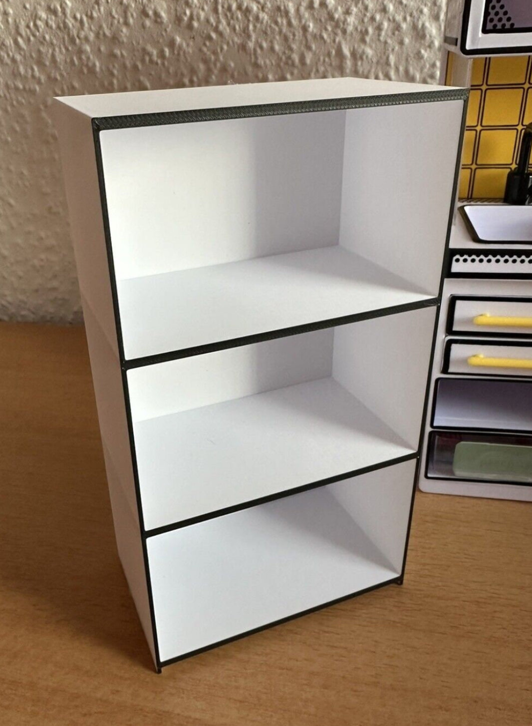 Mini Möbel, Regal passend für Miniverse, Puppenstuben und Co.